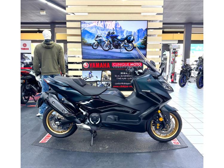 YAMAHA TMAX 560 TECHMAX 1ERE MAIN 2024 DARK PETROL GARANTIE 2026