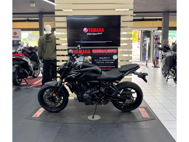 YAMAHA MT07 A2 1ERE MAIN 2022 GARANTIE
