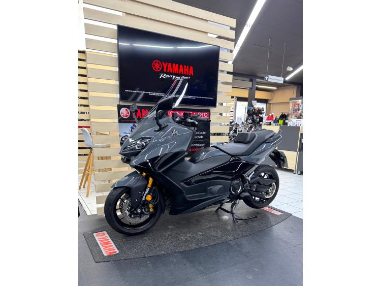 YAMAHA TMAX 560 TECHMAX 1ERE MAIN GARANTIE 12MOIS