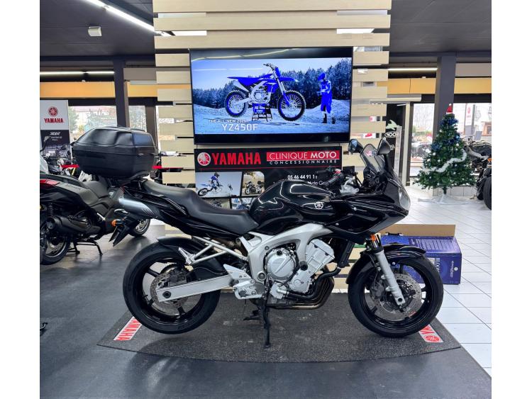 YAMAHA FZ6 S (98CV) 1ERE MAIN GARANTIE 12 MOIS