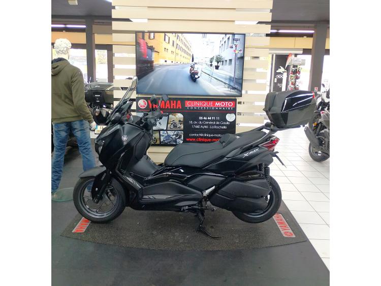 YAMAHA XMAX 300 TECHMAX AKRAPOVIC GARANTIE 12MOIS