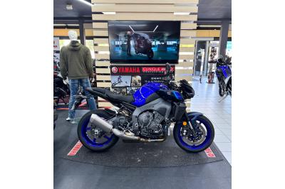 YAMAHA MT-10
