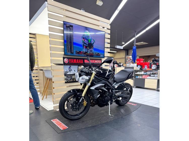 TRIUMPH STREET TRIPLE 675 GARANTIE