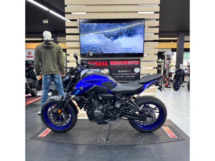 YAMAHA MT07 A2 ARROW 1ERE MAIN GARANTIE
