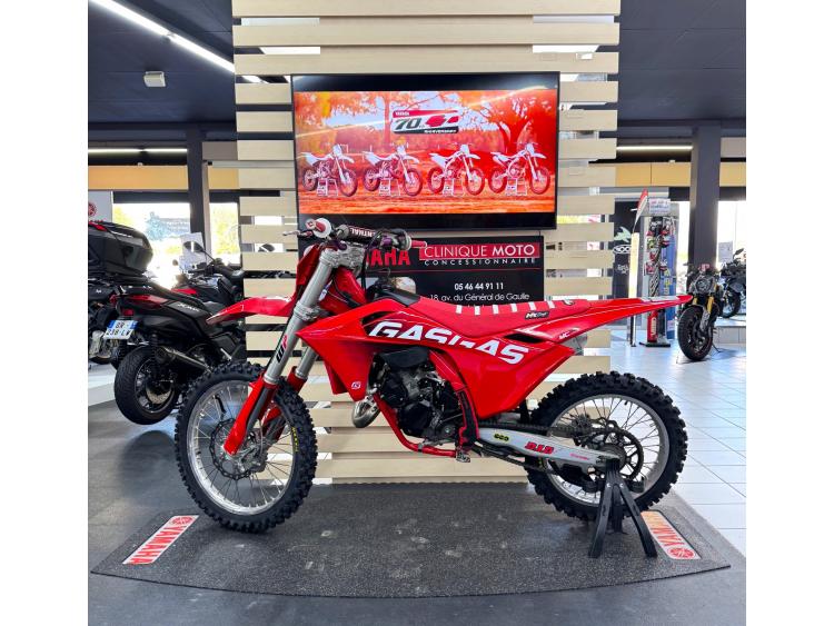 GASGAS MC 125 1ERE MAIN 2024